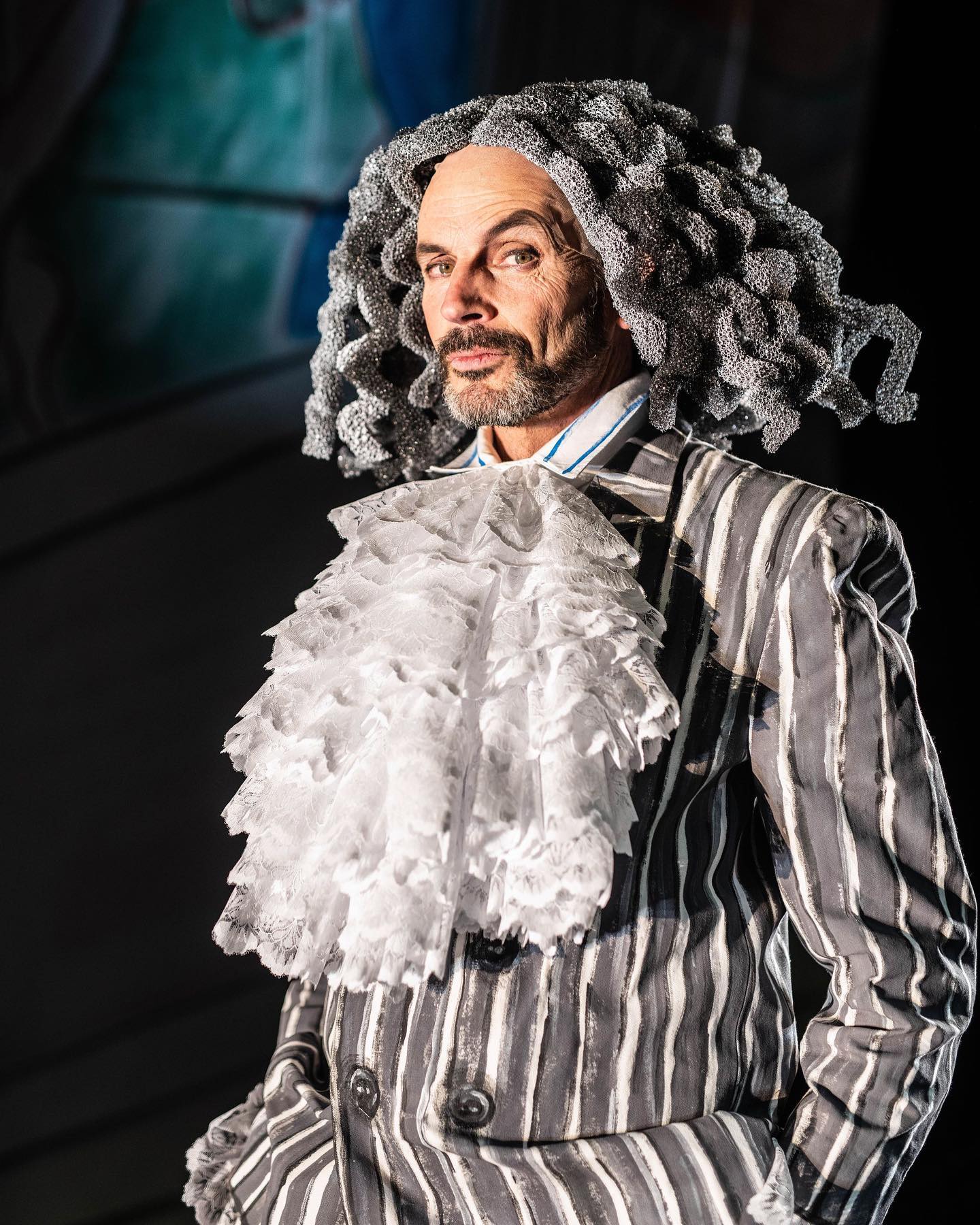 Operetta Land, Minister van financiën. 